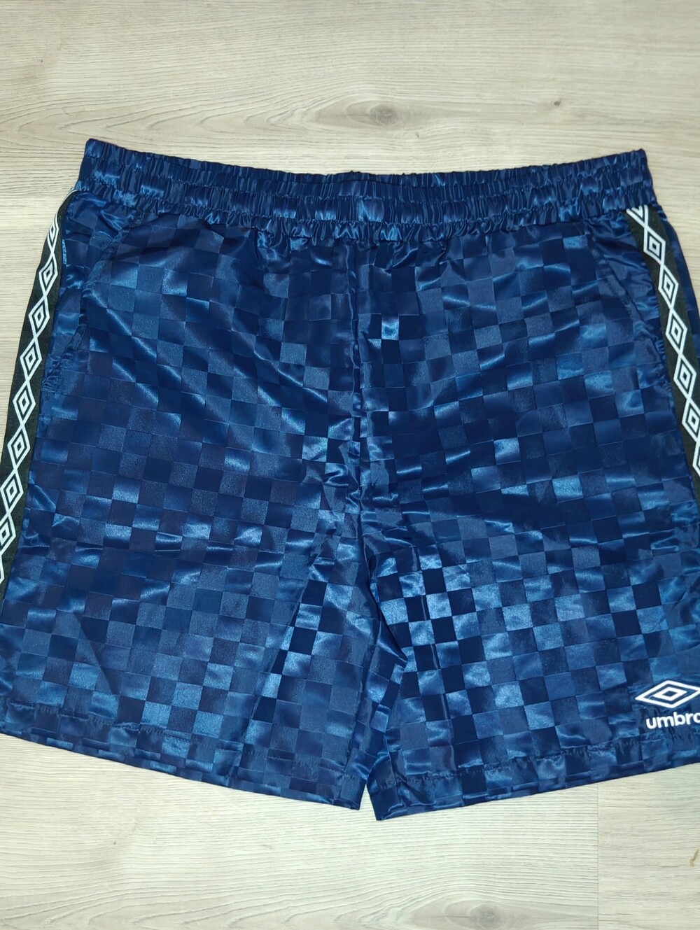 Umbro Checkered Soccer Shorts 7"  Extra Large Navy New With Tags